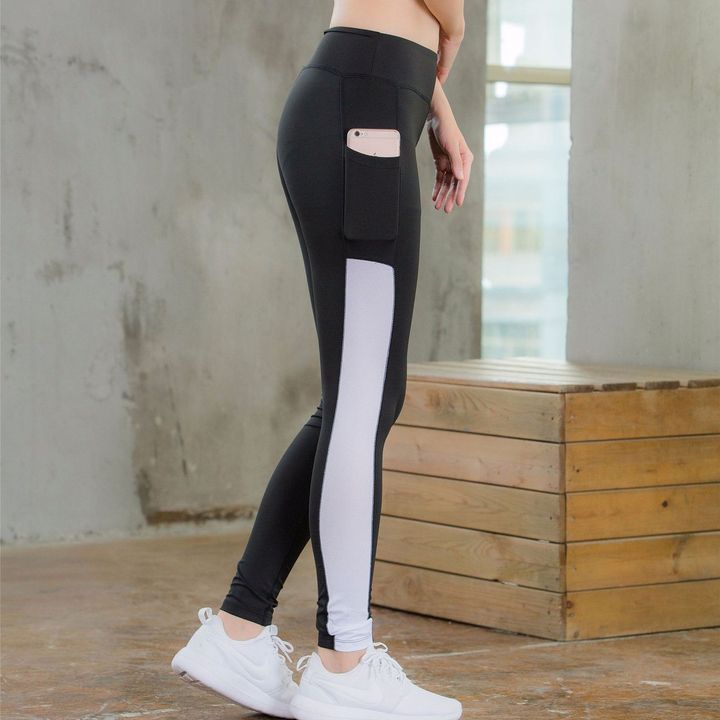 Seamless Sports Pants With Pocket